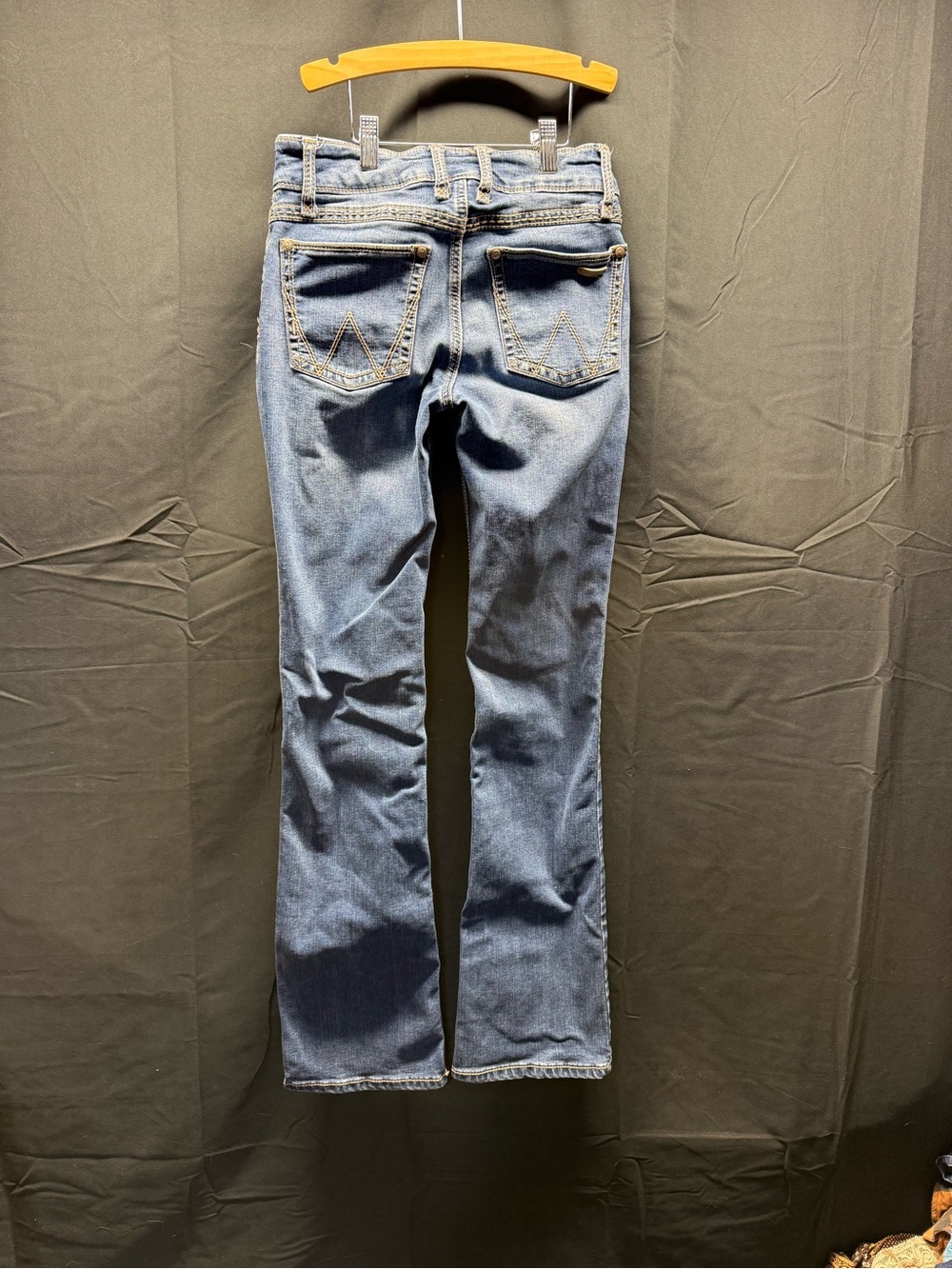 Wrangler Women's Medium Blue Boot Cut Jeans sz 1/2 (11AQ)